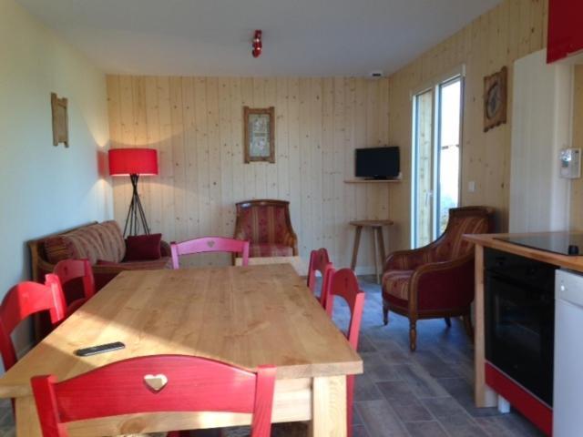 Le Chalet Des Patures Rochefort-Montagne Esterno foto